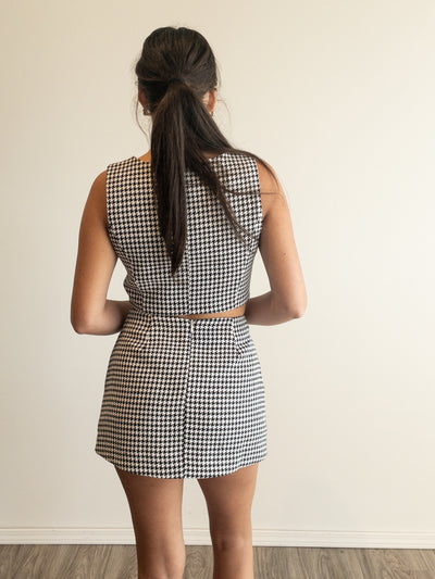 Standing On Business Set
